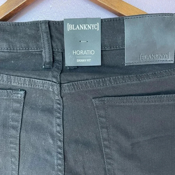 BLANKNYC denim jeans - Picture 14 of 15